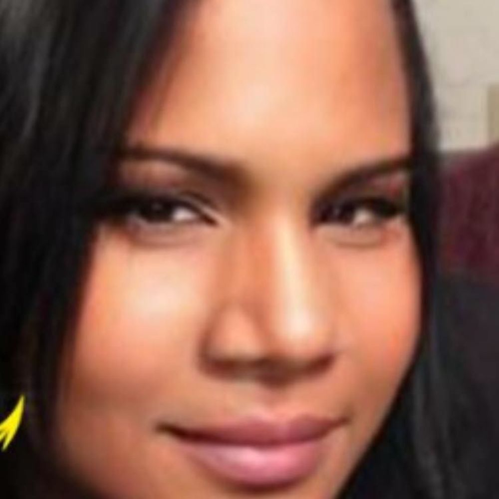 Meet your Posher, Yvette